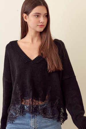 Knit sweater with lace trim